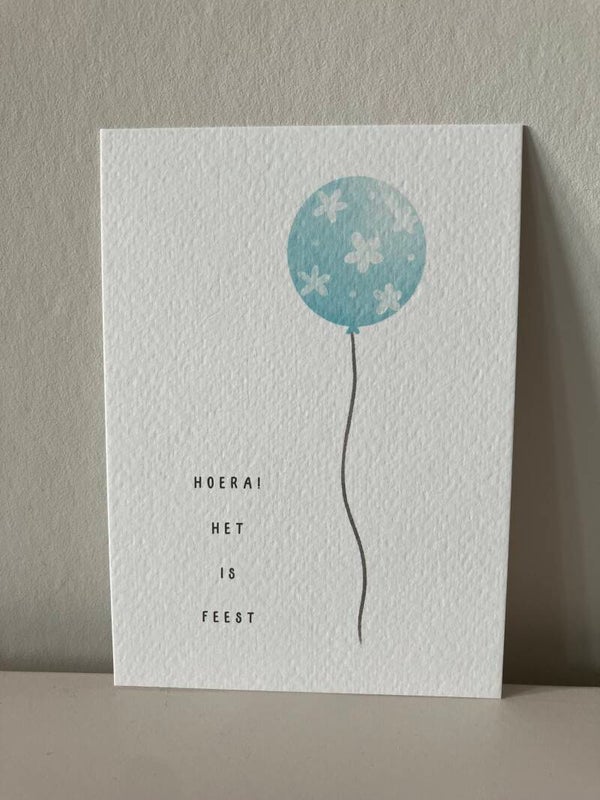 Kaart 'het is feest, blauwe ballon'