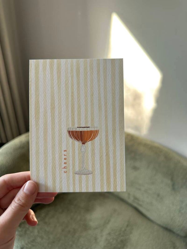 Kaart 'cheers, cocktail met streepjes'