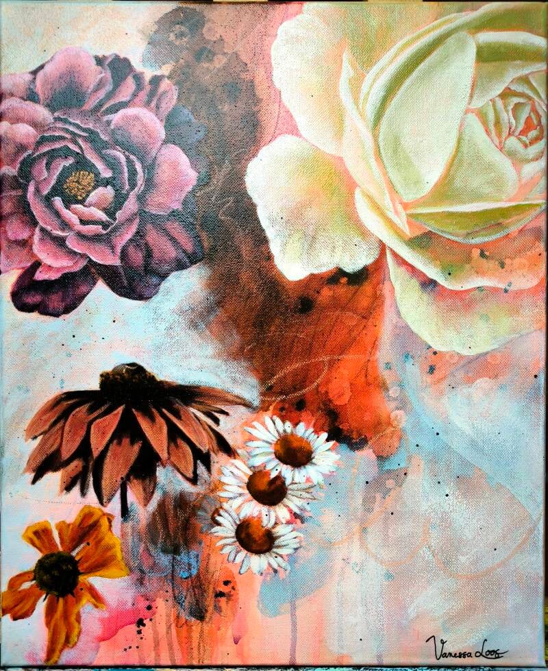 "Explosion de printemps", acrylique sur toile de Vanessa Loos. Composition avec différentes superpositions de fleurs sur fond abstrait. Tonalités naturelles brunes, sienne, orangé, violet et blanc