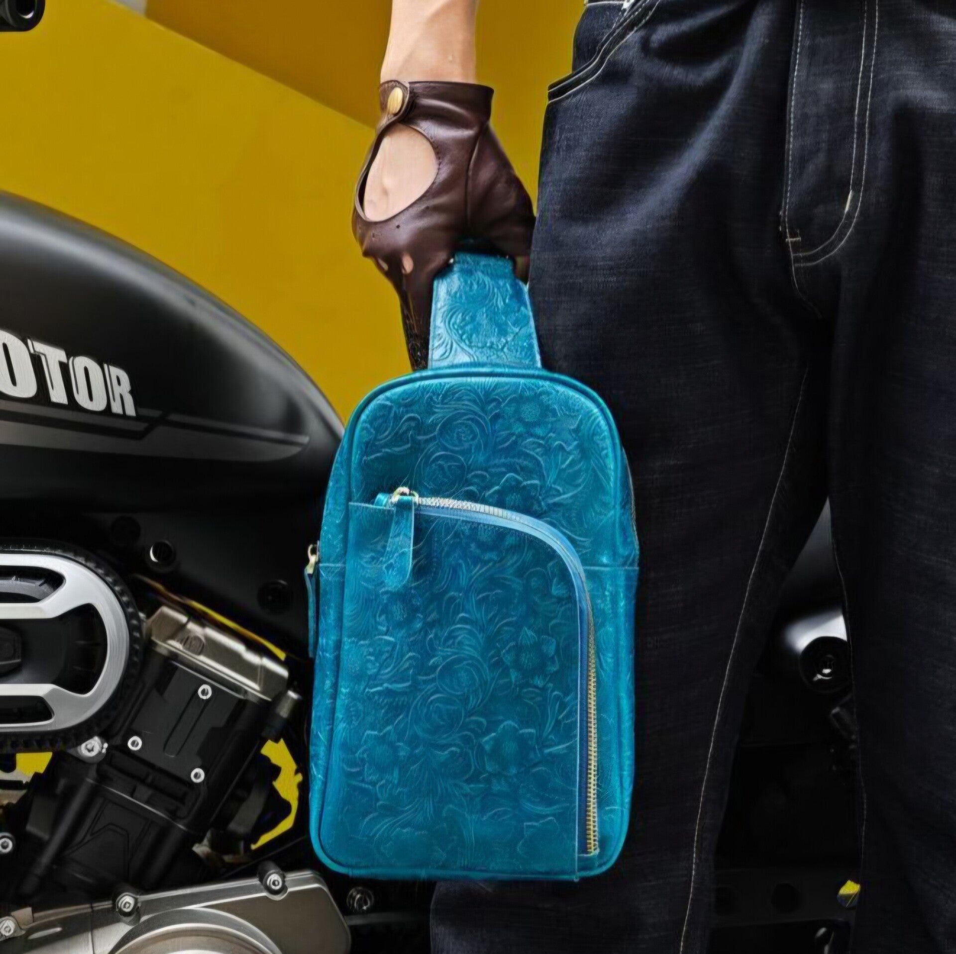 Full-grain leather chest bag, unique shoulder bag, retro street style motorcycle bag, large capacity genuine leather crossbody bag