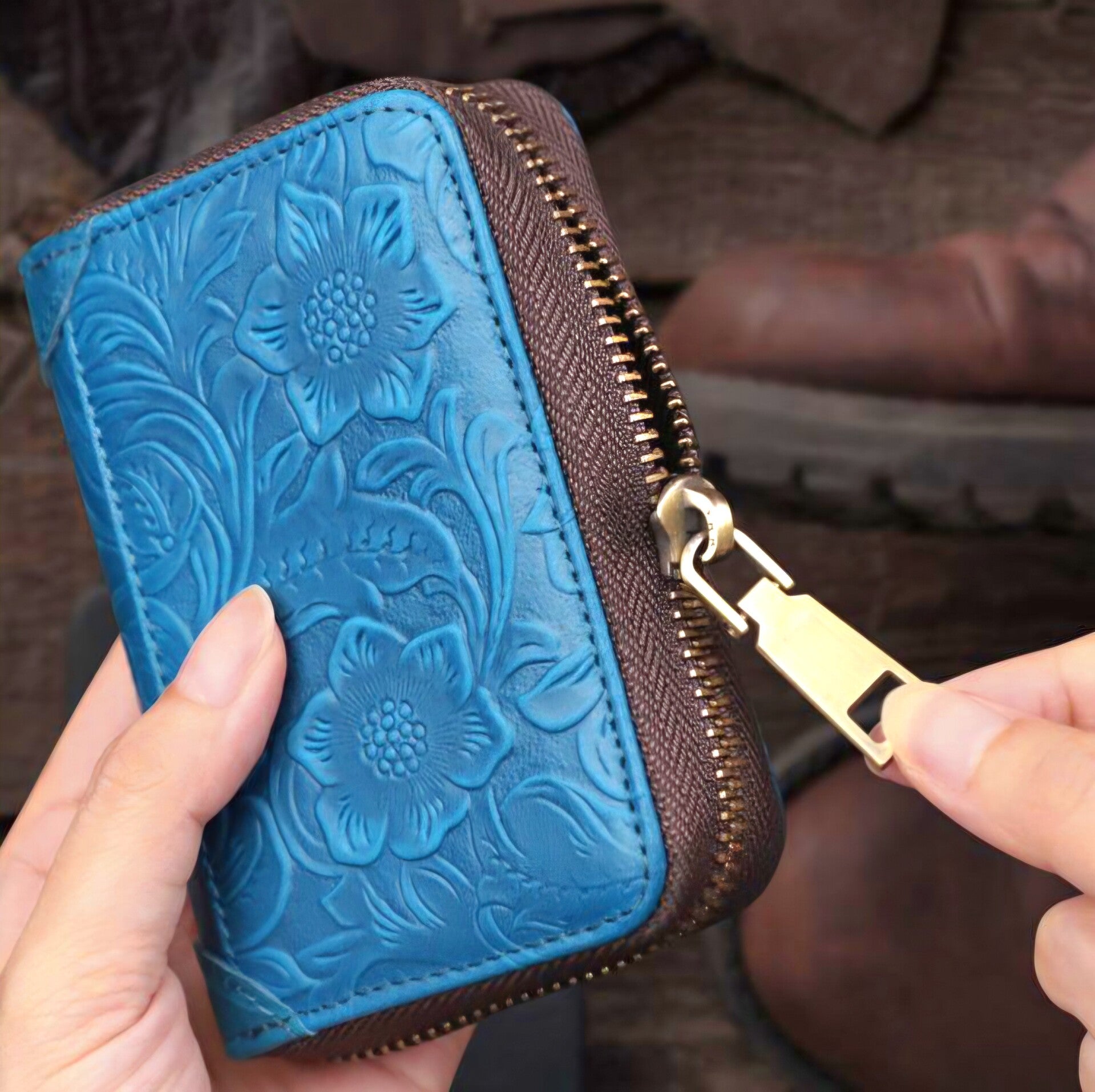 High-end full-grain leather card holder with multiple card slots, top-grain leather, anti-theft accordion card holder, driver's license holder