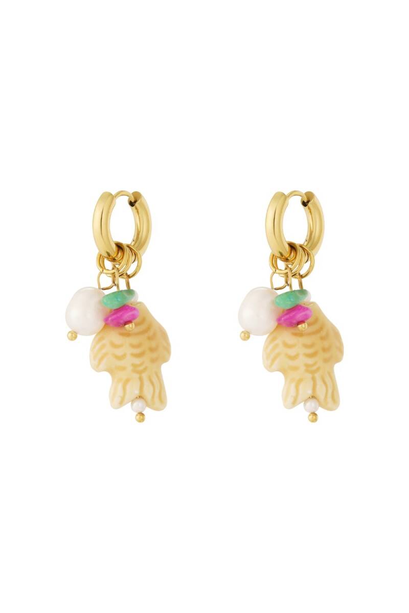 Oorbellen met vis en twee parels