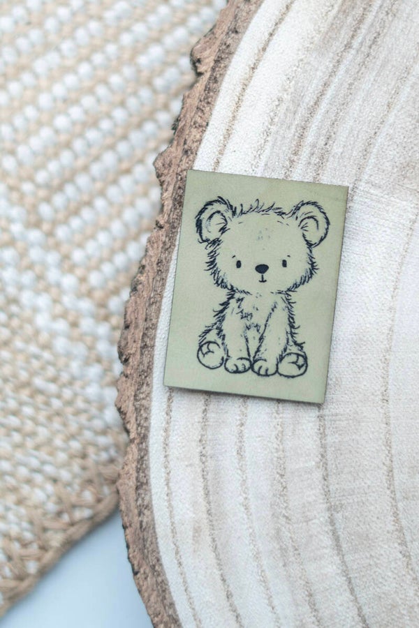 Bär Outline Label