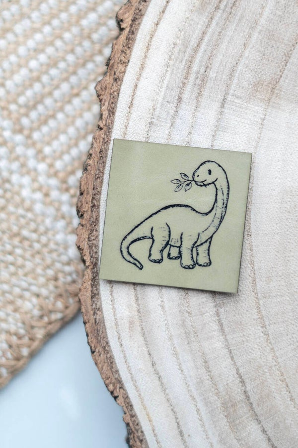 Dino Langhals Outline Label