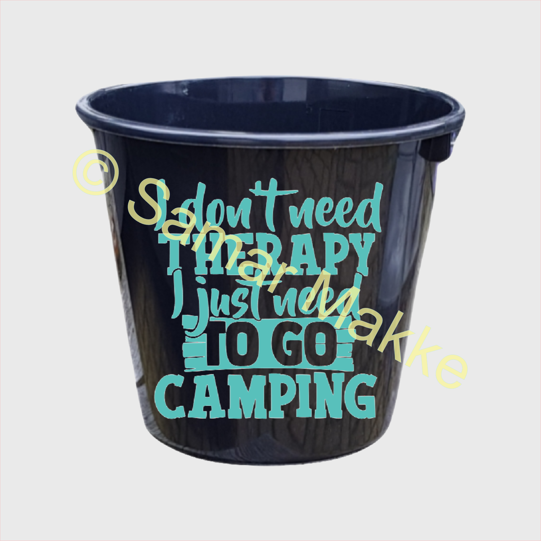 Cadeau emmer: I don't need Therapy, i need to go Camping