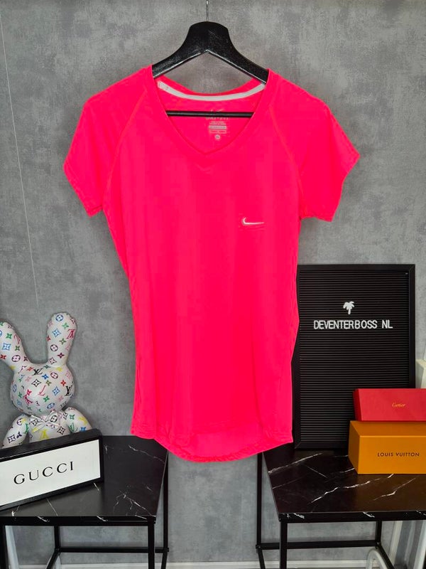 1 Nike maat S/M