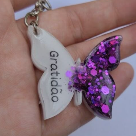 Porte clé en résine papillon
