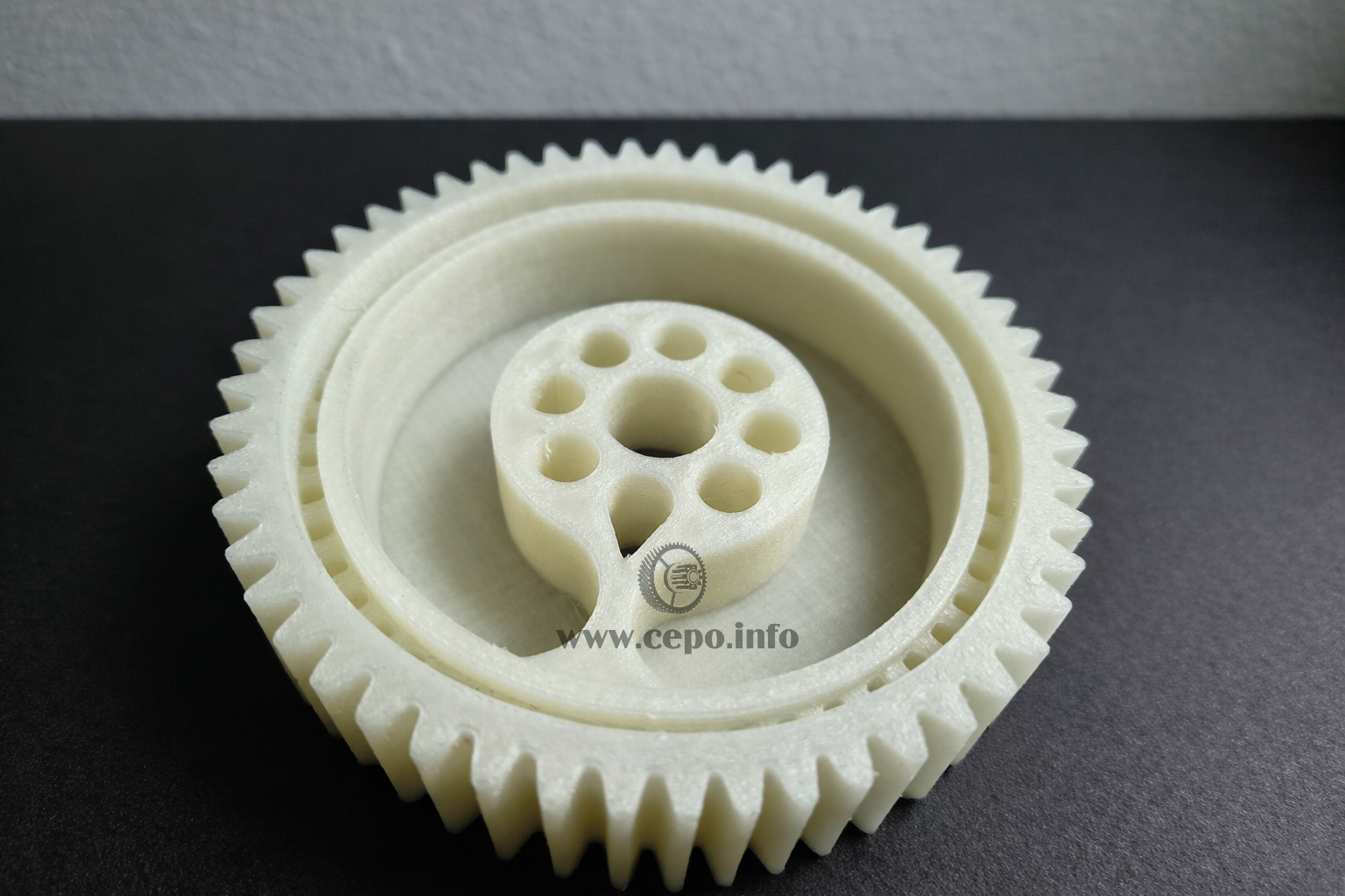 Zahnrad für den Aktenvernichter Ideal 2601 mit 52 Zähnen