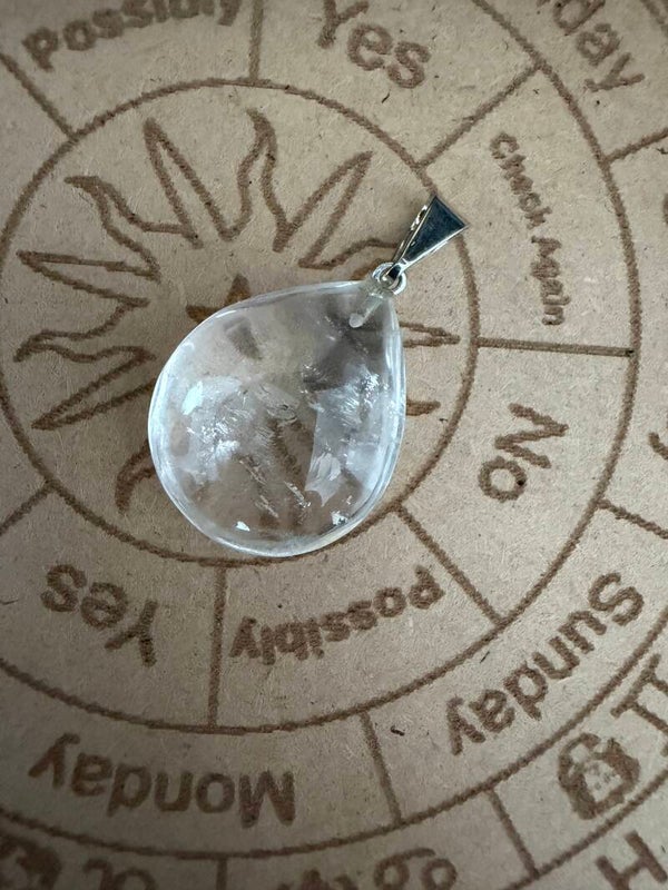 Pendentif en Cristal de Roche Naturel