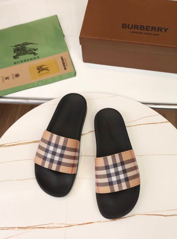 Claquettes Burberry