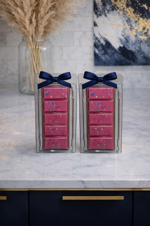 Smells expensive, I’m not 😳 (fantasy)