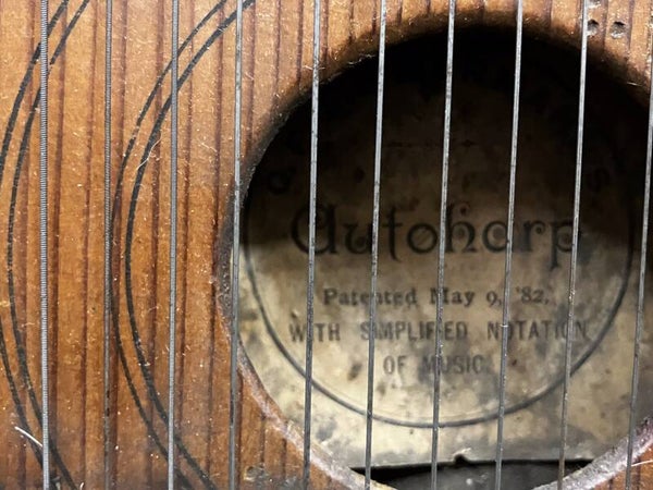 1882 C.F. Zimmerman Autoharp