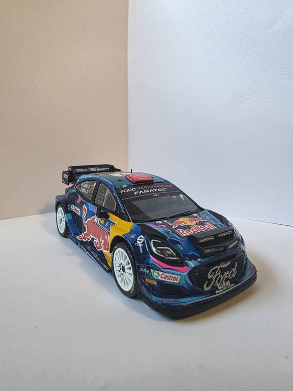 Modelauto 1:43 | IXO-Models RAM905.22 | Ford Puma Rally1 #7 - P-L. Loubet | V. Benjamin
