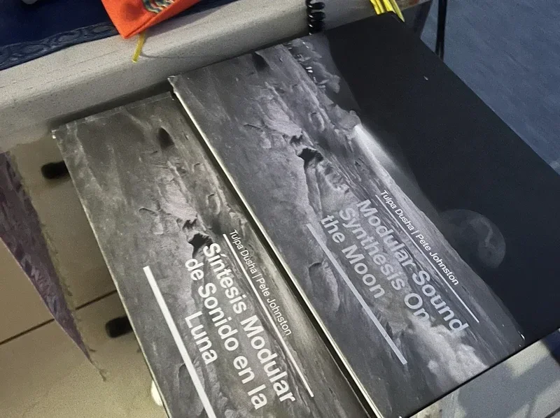 SÍNTESIS MODULAR DE SONIDO EN LA LUNA