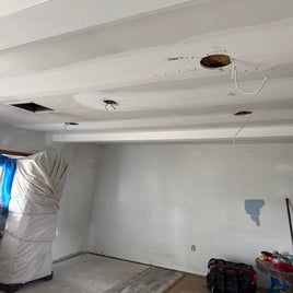 76979884065__17bece42-e6d9-4945-b51a-ac335ba16be1-standard-bwt4b0.jpg
