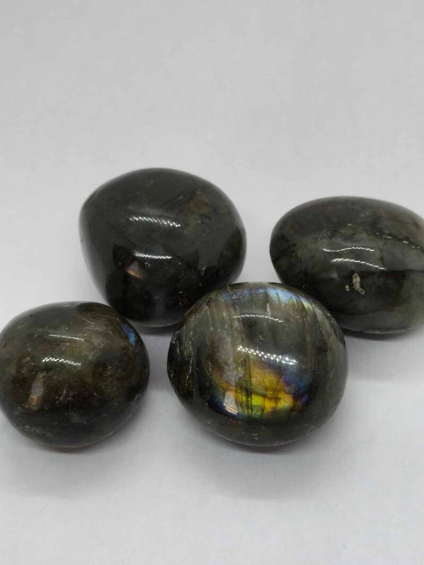 Labradorite 25-30 mm