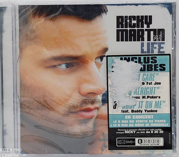 RICKY MARTIN - Life