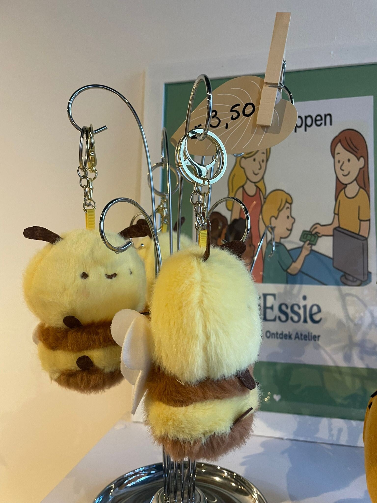 BijEssie Knuffel Sleutelhanger – Bijtje