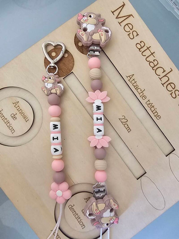 Attache doudou +porte clé Miss Bunny