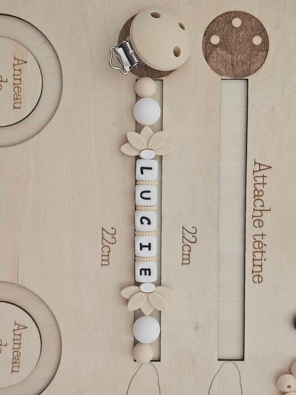 Attache tétine fleur double fantaisie