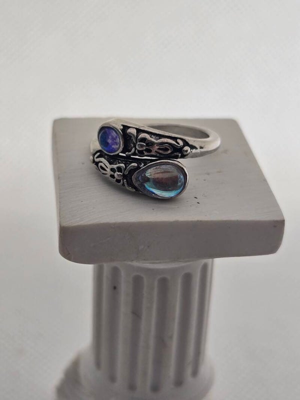 Blue/purple ring adjustable