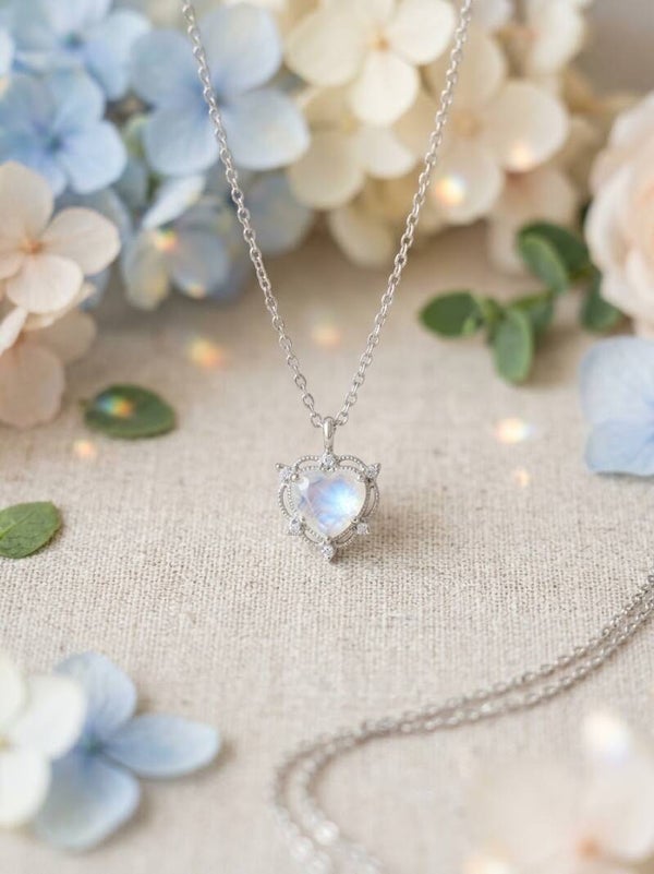 Heart-Shaped Moonstone Pendant Necklace in Sterling Silver / White Gold