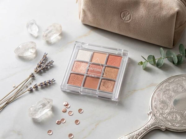 9-Color Eyeshadow Palette