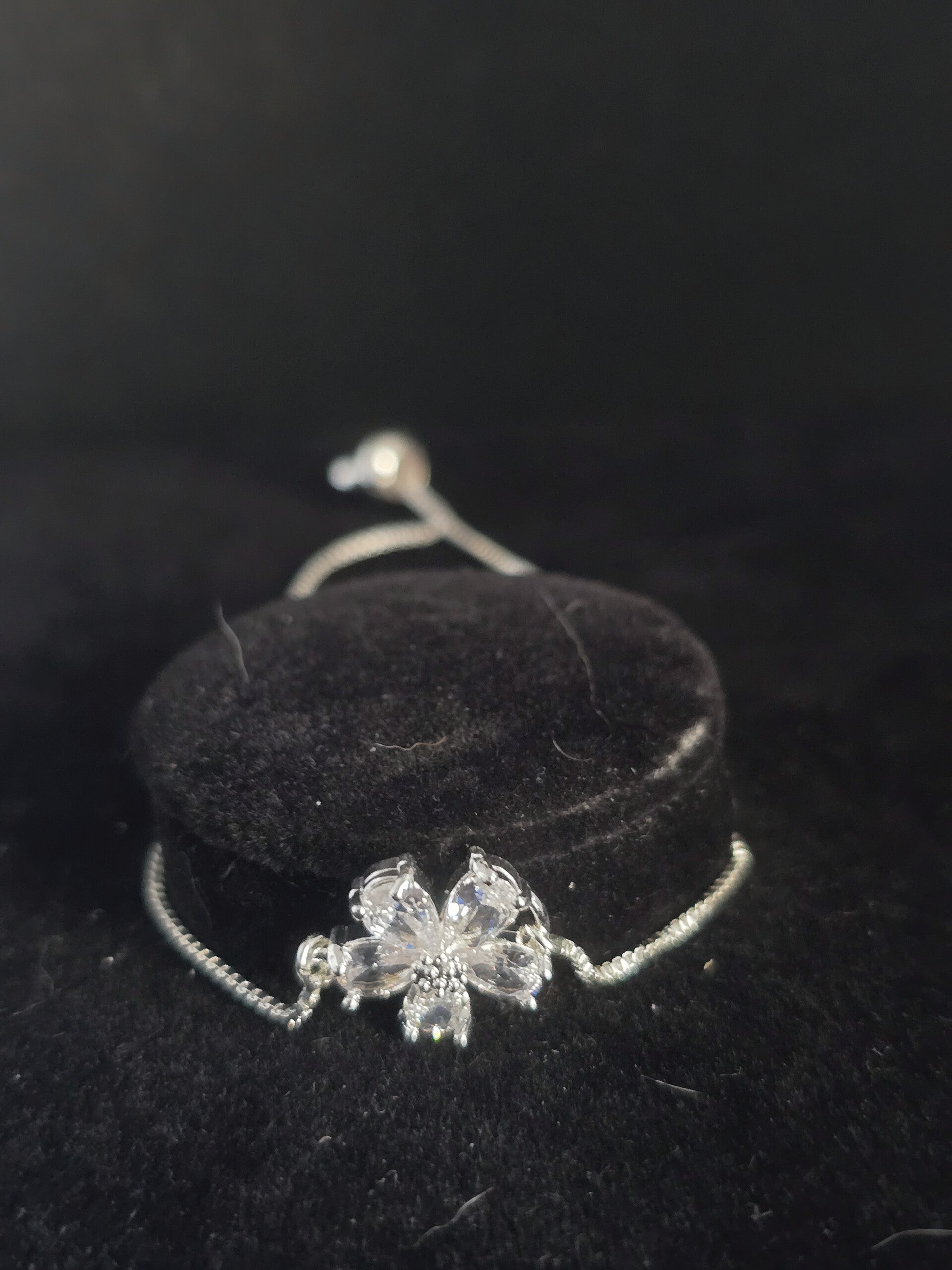 Cz diamond flower bracelet