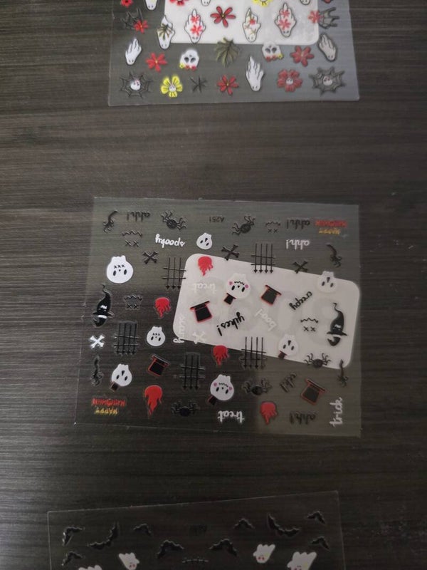 5-Sheet Halloween Nail Art Decal Set - Cute Ghosts, Black Cats, Floral Skulls, Bats & Spooky Phrases