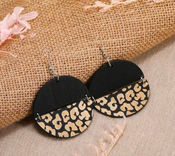 Wood hinged animal print earrings