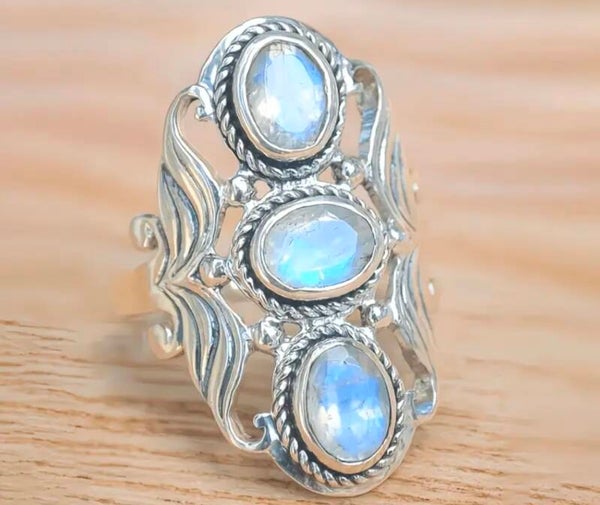 Moonstone ring size 7