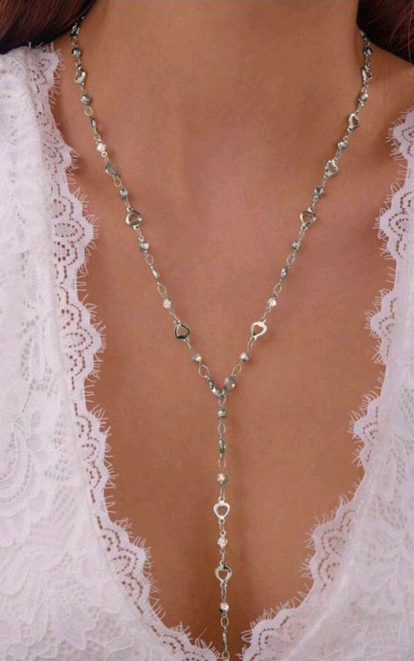 Trailing heart necklace
