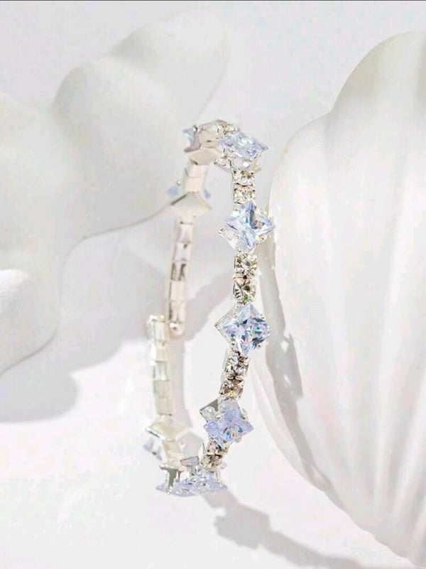 Silver Geometric Princess Cut Crystal Stretch Tennis Bracelet | Sparkling Rhinestone Bangle