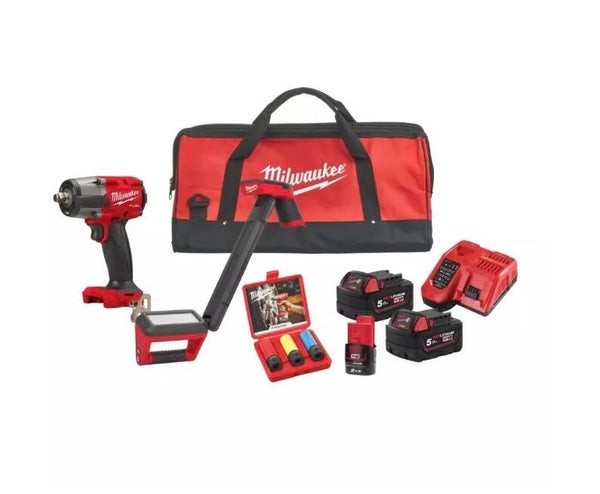 Powerpack M18 FPP2BH-523B - Clé à chocs 1/2 + Lampe - MILWAUKEE - avec 2 batteries 18V 5.0Ah + 1 batterie 12V 2.0Ah + clés à chocs + HD box - 4933492523
