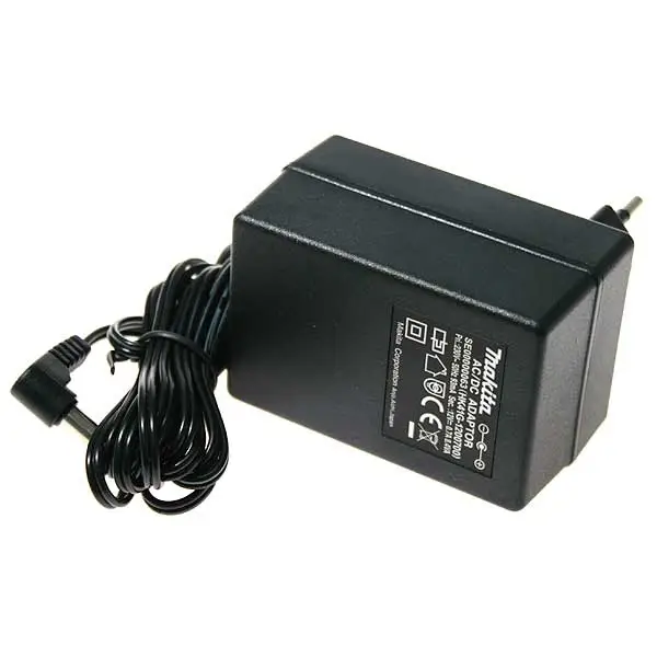 Adaptateur secteur 220V pour radio de chantier MAKITA - SE00000078
