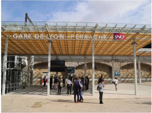 Transfert Villefranche sur Saône ⏩ gare Lyon Perrache
