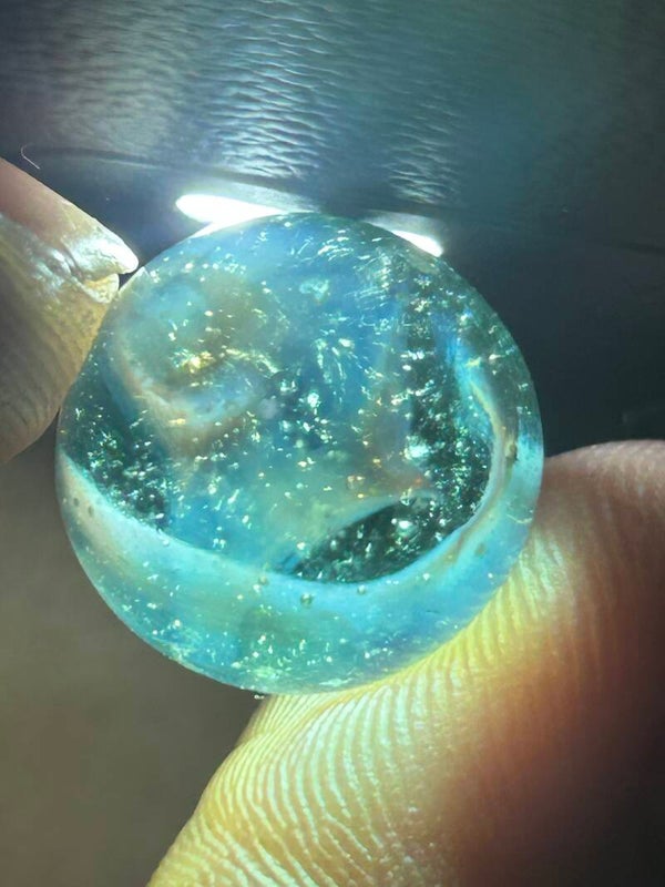 Unique Oxblood swirl in a transparent blue fascinating Marble 9.7 16mm