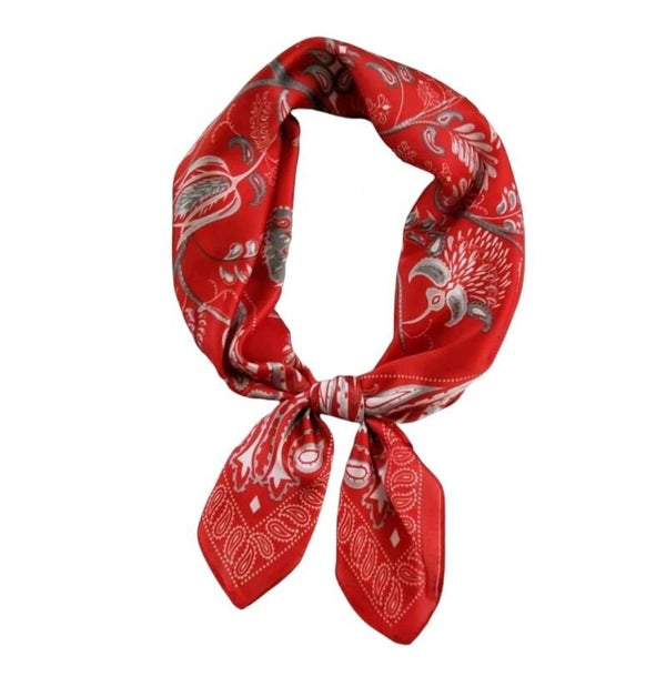 Neksjaaltje Rood gebloemd- 70X70 cm