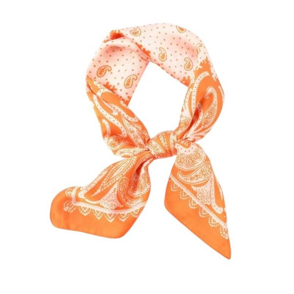 Neksjaaltje gebloemd- hoofddoekje 70X70 cm