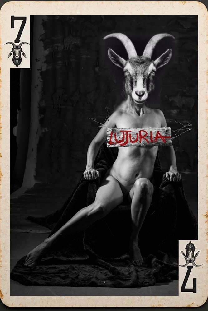 ssssslucid_origin_vintage_playing_card_with_a_flat_minimalist_desig_3-gigapixel-high-fidelity-v2-8-standard-m6zqr1.jpg