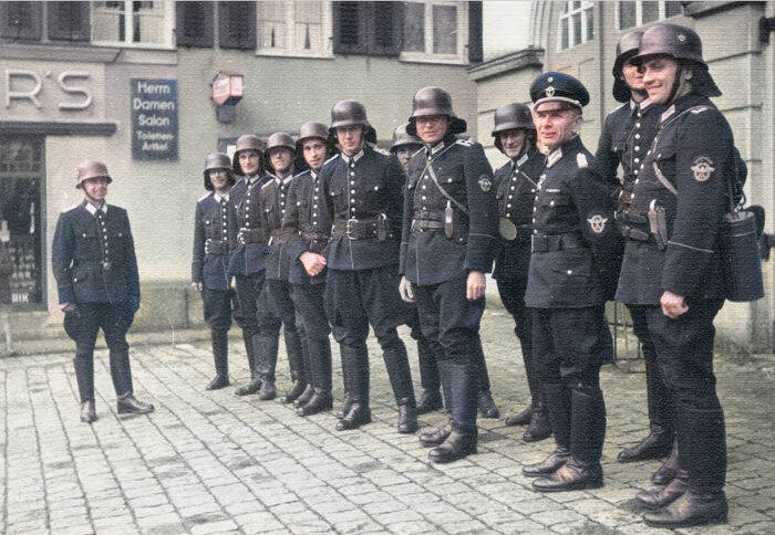likely part of a Feuerschutzpolizei regiment before 1943 (simple ai colourization).