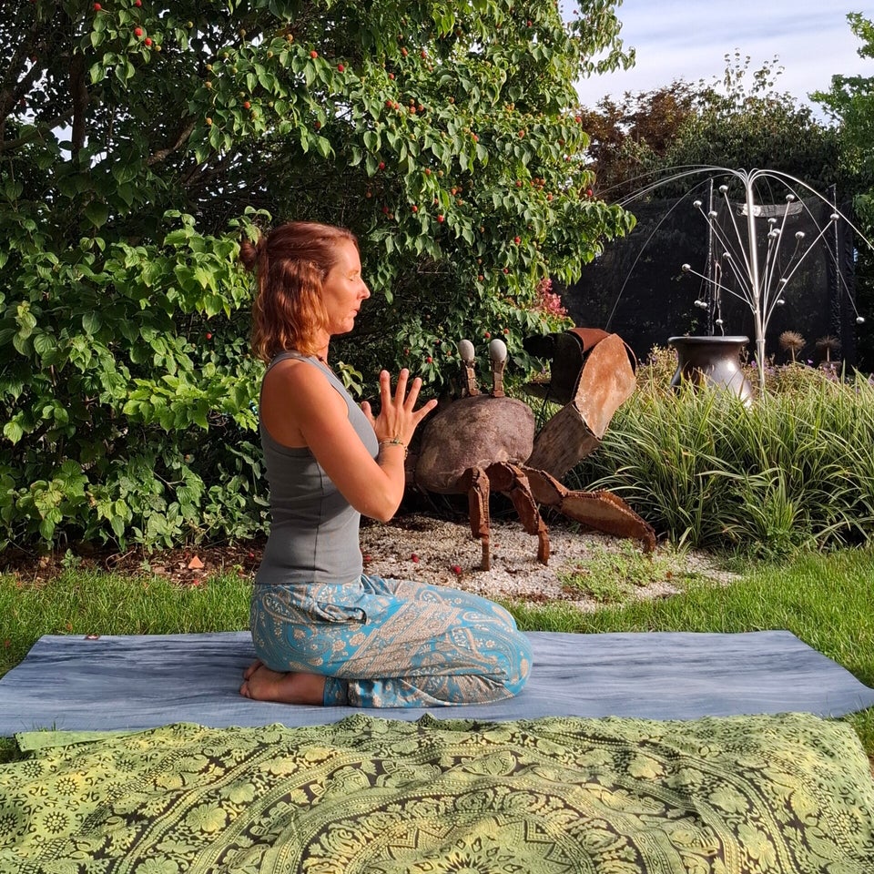 Gestärkt und Gelassen mit Yoga