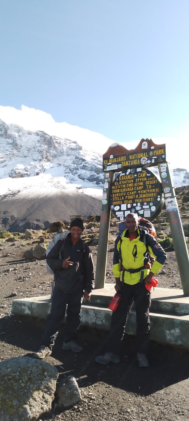 climbing Mount Kilimanjaro Active Adventures routes ,YHA Kenya Travel.