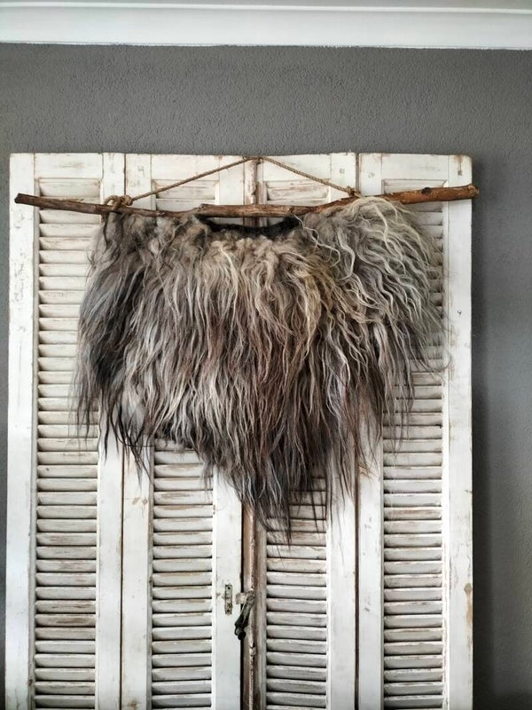 Wandhanger grijs/bruin gemêleerd 03