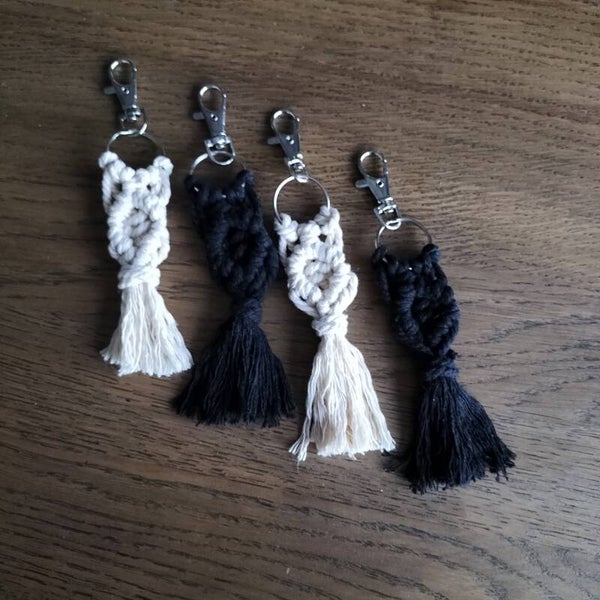 Macrame sleutelhanger klein