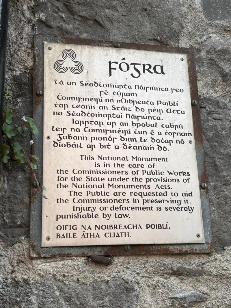 plaque2-standard.webp