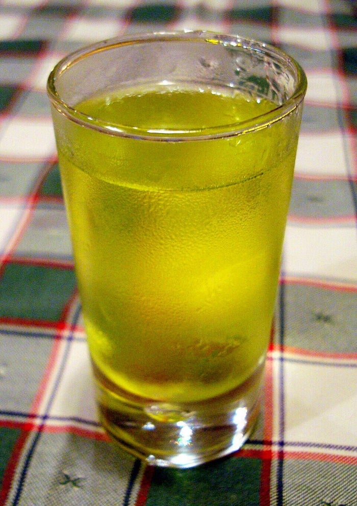 Vaso de orujo de hierbas