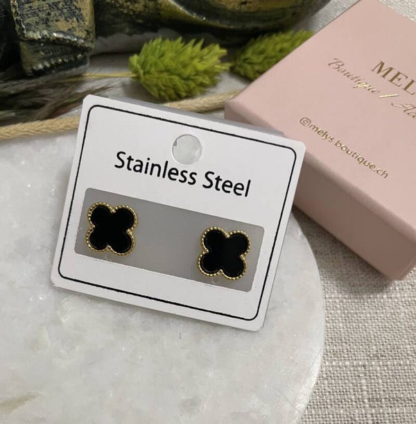 Ohrstecker Vecas in Schwarz