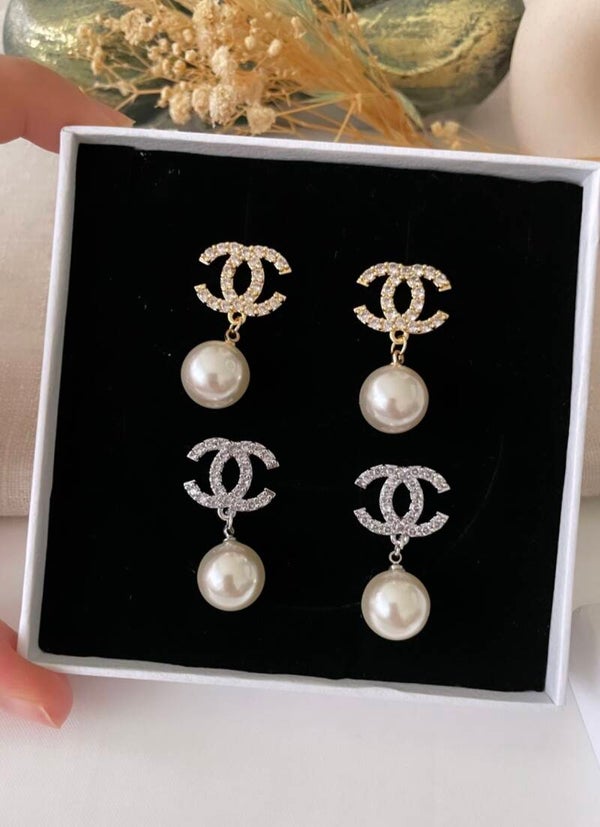 Ohrringe CC mit Perlen