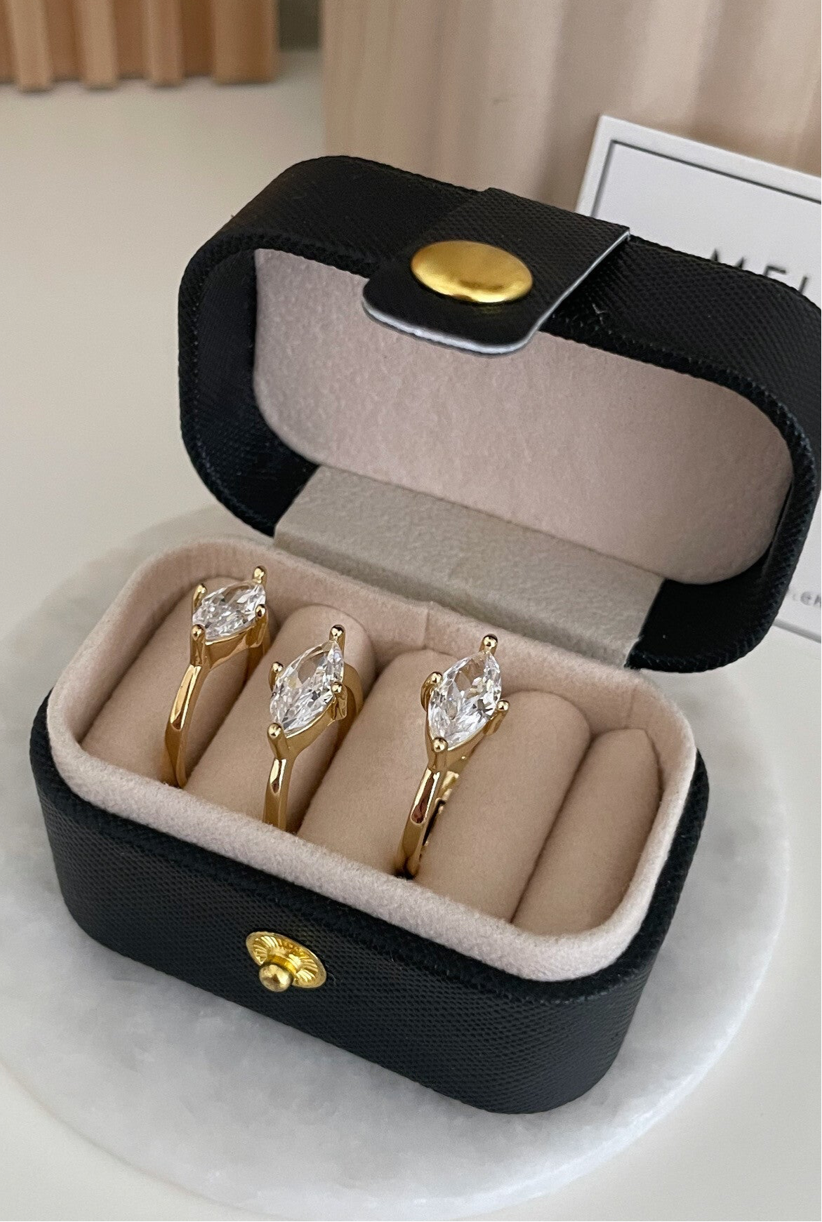 Ring Loya